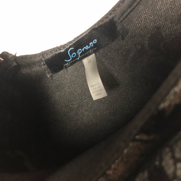 Gothic Dress - Picture 2 of 3